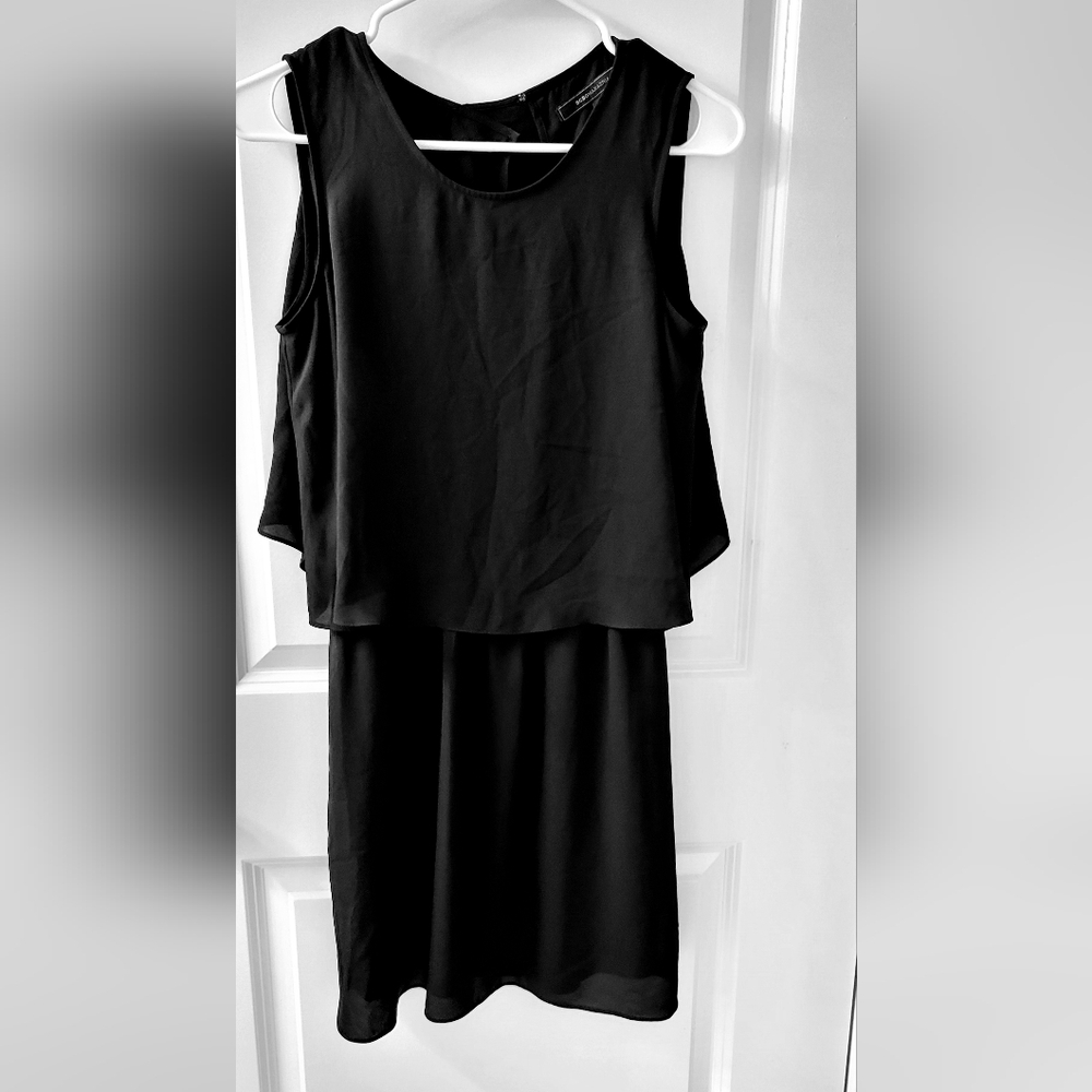 BCBG Max Azria Black Overlay Open Back Sleeveless Short Dress XS Like New